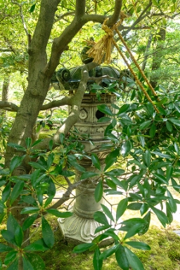 春日型灯籠 - 京都御所